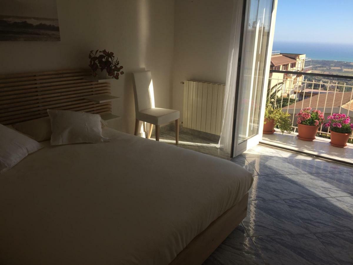 Bed and Breakfast La Salida Del Sol Агридженто Экстерьер фото